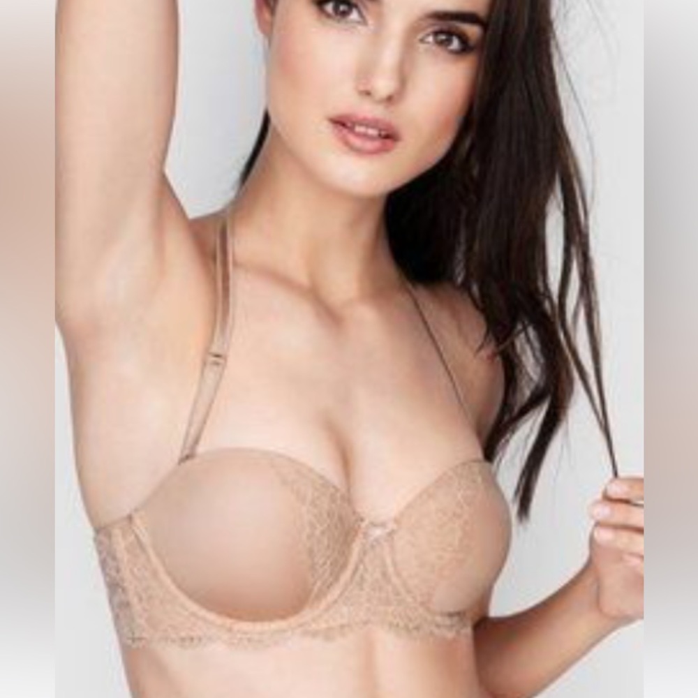 Victoria's Secret Lace Bra in Nude